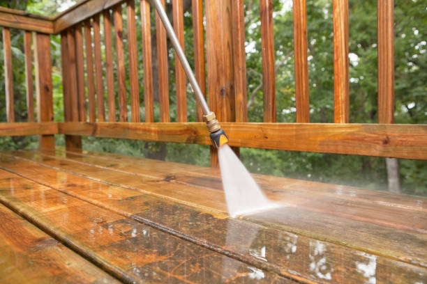 Best Commercial Building Pressure Washing  in Middletown, CA